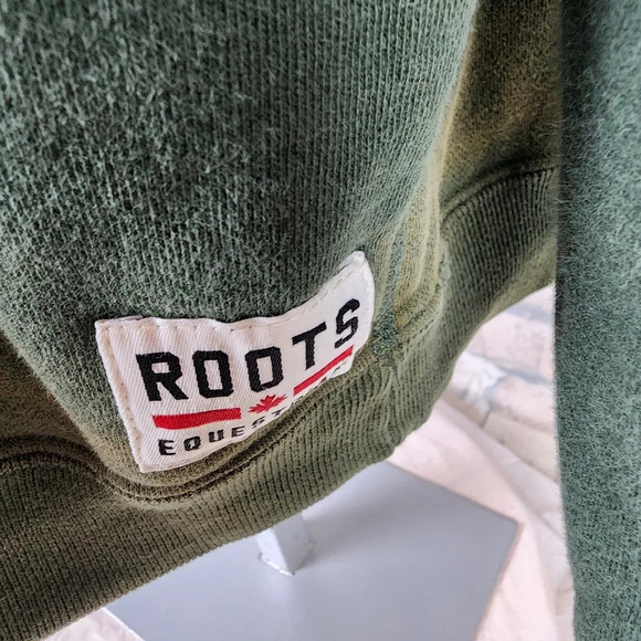 Roots Equestrian Tie Dye Crew Neck Sweatshirt Velveteen Maple Leaf Logo Green - Picture 11 of 12